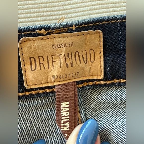 DRIFTWOOD Marilyn Blue Jeans with White Floral Embroidery - Picture 5 of 6